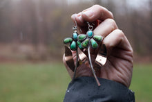 Load image into Gallery viewer, May Flower Earrings