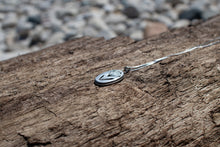 Load image into Gallery viewer, Poppy Necklace