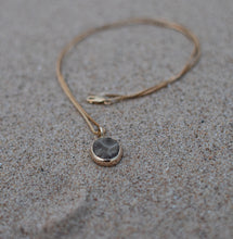 Load image into Gallery viewer, Golden Rays