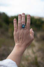 Load image into Gallery viewer, Windowpane; Size 9