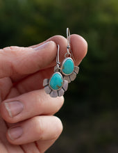 Load image into Gallery viewer, Floral Earrings; 1