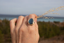 Load image into Gallery viewer, Ombre Blue and Gold - Size 6.5