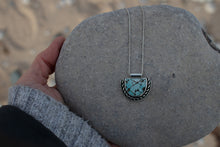 Load image into Gallery viewer, Sand Moon Necklace