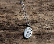Load image into Gallery viewer, Poppy Necklace