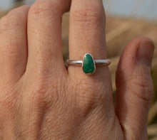 Load image into Gallery viewer, Greenie; Size 9.5