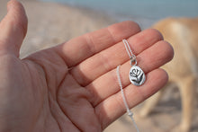 Load image into Gallery viewer, Floral Necklace