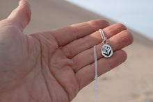 Load image into Gallery viewer, Floral Necklace