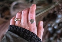 Load image into Gallery viewer, Golden Rays - Size 9.5