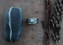Load image into Gallery viewer, Secret Beach; Fits size 9.5