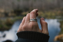 Load image into Gallery viewer, Abalone Sun Set; Size 9