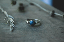 Load image into Gallery viewer, Leland Blue East and West. Size 7.5