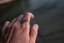 Load image into Gallery viewer, Striped Beach Stone; Size 6.25