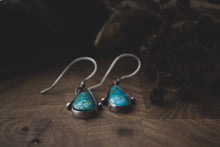 Load image into Gallery viewer, Turquoise Arrow Earrings