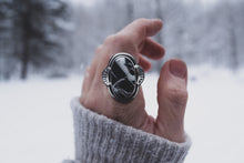 Load image into Gallery viewer, Protective Shield Ring Size 7