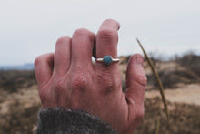 Load image into Gallery viewer, Tiny little dainty thang; Size 8
