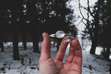 Load image into Gallery viewer, Pearly Cuff