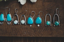 Load image into Gallery viewer, Big Glen Earrings