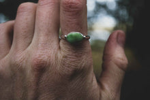 Load image into Gallery viewer, Sideways emerald, size 8.75