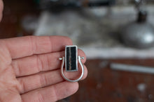 Load image into Gallery viewer, Flip Ring; Size 7