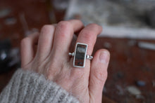 Load image into Gallery viewer, Flip Ring; Size 7