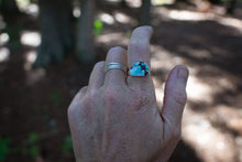 Load image into Gallery viewer, Half moon ring; Size 6.