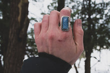 Load image into Gallery viewer, Rectangular Blue; Size 5.5