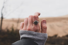 Load image into Gallery viewer, Toskey Pebble; Size 6.5