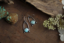 Load image into Gallery viewer, Dune Earrings