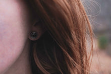 Load image into Gallery viewer, Onyx Studs!