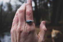 Load image into Gallery viewer, Shoreline Ring; Size 7.5