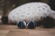 Load image into Gallery viewer, Shoreline Studs