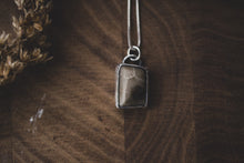 Load image into Gallery viewer, Petoskey Square Necklace