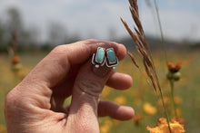 Load image into Gallery viewer, Tiny Bar Studs