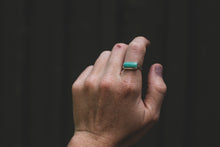 Load image into Gallery viewer, East/West 6 . Size 6