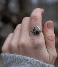 Load image into Gallery viewer, Toskey Ring; Size 6.5