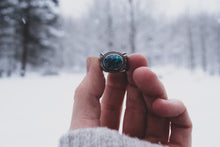 Load image into Gallery viewer, Bloom Ring; Size 5