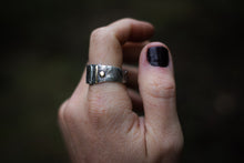 Load image into Gallery viewer, Water Ripples; Size 10