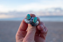 Load image into Gallery viewer, Turquoise Flower Studs