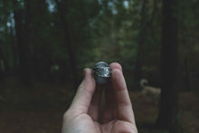 Load image into Gallery viewer, White Buffalo Size 7.5