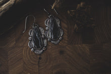 Load image into Gallery viewer, White Buffalo Drops