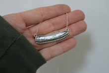 Load image into Gallery viewer, Seaside Necklace
