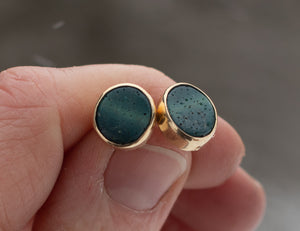 Water Reflection Studs