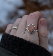 Load image into Gallery viewer, Sun Glow ; Size 7.75
