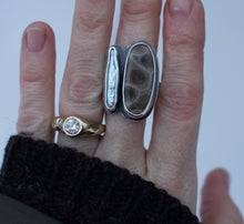 Load image into Gallery viewer, petosk // pearl ; size 9.25
