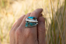 Load image into Gallery viewer, Turquoise and pearl sandwich ; size 7.5
