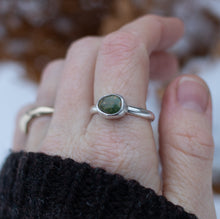 Load image into Gallery viewer, TURQ # 4 ; size 9.5
