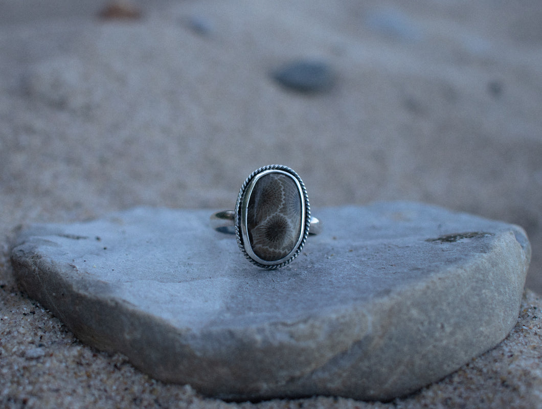 Fishermans Ring; size 8.75